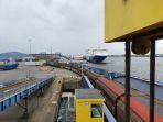 pelabuhan-rostock.jpg