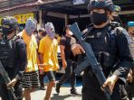 pelaku-pembakaran-diskotik-double-o-sorong-ditangkap_20220301_224320.jpg