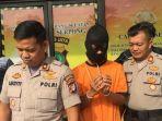 pelaku-perampasan-taksi-online-di-serpong.jpg
