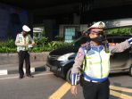 pelanggar-aturan-ganjil-genap-mulai-ditilang_20200810_102331.jpg