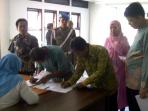 pelantikan-bupatiwabup-di-kantor-gubernur-kepulauan-bangka-belitung_20160217_101641.jpg