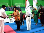 pelantikan-ketum-astrabi-nanggap-wayang-kulit-betawi_20180516_091054.jpg