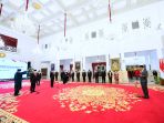 pelantikan-menteri-dan-wakil-menteri-di-istana-negara_20220616_073000.jpg