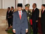 pelantikan-sembilan-gubernur-terpilih-di-istana-negara_20180905_135604.jpg