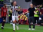 pelatih-ac-milan-asal-italia-stefano-pioli-bereaksi-saat-lawan-newcastle.jpg