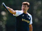pelatih-anyar-chelsea-mauricio-pochettino-saat-memimpin-sesi-latihan-chelsea.jpg