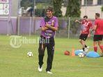 pelatih-bali-united-stefano-cugurra-teco.jpg