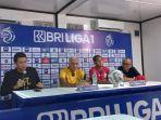 pelatih-bhayangkara-fc-mario-gomes-dan-pemain-zulfahmi-arifin.jpg