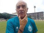 pelatih-bhayangkara-fc-mario-gomez-saat-diwawancarai-usai.jpg