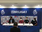 pelatih-bhayangkara-fc-paul-munster-bersama-dengan-wahyu-subo-seto.jpg
