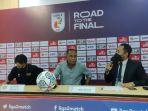 pelatih-dewa-united-kas-hartadi.jpg