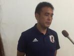 pelatih-jepang-u-19-masanaga-kageyama_20181027_160251.jpg
