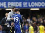 pelatih-kepala-chelsea-jerman-thomas-tuchel-kiri-memberi-selamat-kepada-mason-mount.jpg