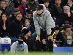 pelatih-kepala-chelsea-jerman-thomas-tuchel-melihat-dari-pinggir-lapangan.jpg