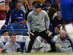 pelatih-kepala-chelsea-jerman-thomas-tuchel-memberi-isyarat-dari-tepi-lapangan.jpg