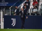 pelatih-kepala-juventus-italia-massimiliano-allegri-memberikan-instruksi.jpg