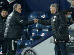 pelatih-kepala-leeds-united-argentina-marcelo-bielsa-dengan-big-sam-atau-sam-allardyce.jpg