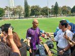 pelatih-kepala-timnas-wanita-indonesia-satoru-mochizuki-saat-diwawancara.jpg