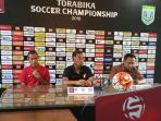 pelatih-persela-lamongan-jumat-sutan-harhara_20160902_073500.jpg