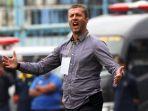pelatih-persib-bandung-miljan-radovic-11.jpg