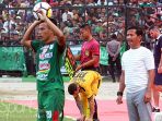 pelatih-psms-medan-djadjang-nurdjaman_20180622_084616.jpg