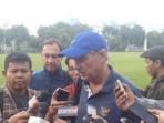 pelatih-timnas-indonesia-alfred-riedl-beri-keterangan_20141127_154904.jpg