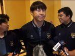 pelatih-timnas-indonesia-shin-tae-yong-saat-diwawancarai-usai-acara-pelepasan.jpg
