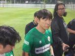 pelatih-timnas-indonesia-u-23-shin-tae-yong-saat-diwawancarai-usai.jpg
