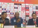 pelatih-timnas-mauritius-berkomentar_20180911_201016.jpg