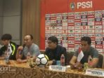 pelatih-timnas-u-23-korea-selatan-kim-hak-bum_20180726_141559.jpg