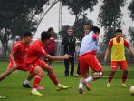 pelatih-timnas-u22-dan-senior-vietnam-philippe-troussier.jpg