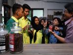 pelatihan-dasar-barista-bagi-peyandang-tuna-rungu_20200217_163809.jpg