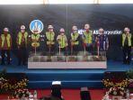 peletakan-batu-pertama-pabrik-kcc-glass-corporation.jpg
