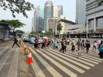 pelican-cross-di-halte-busway-gbk-jalan-jenderal-sudirman_20181202_102114.jpg