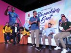 peluncuran-merchandise-thesandiuno_20190204_232054.jpg