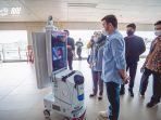 peluncuran-robot-dina-yang-dilakukan-di-stasiun-lebak-bulus-grab-jakarta-selatan.jpg