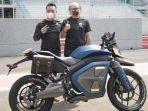 peluncuran-sepeda-motor-listrik-anubis-cruisercross.jpg