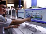 peluncuran-sistem-perizinan-angkutan-berbasis-daring_20170716_165839.jpg