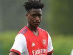 pemain-arsenal-asal-belgia-albert-sambi-lokonga.jpg