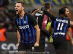 pemain-belakang-inter-milan-stefan-de-vrij.jpg
