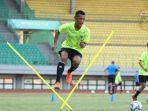 pemain-bhayangkara-fc-u-16-ferre-murari.jpg