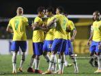 pemain-brasil-merayakan-kemenangan-atas-venezuela-dengan-skor-1-0.jpg