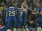 pemain-chelsea-merayakan-gol-pembuka-mereka.jpg