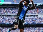 pemain-club-brugge-lakukan-selebrasi-gol-ala-ronaldo-setelah-cetak-brace-di-kandang-real-madrid.jpg