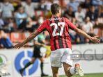 pemain-depan-ac-milan-italia-daniel-maldini-merayakan-setelah-membuka-skor-lawan-spezia.jpg