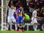 pemain-depan-bayern-munich-polandia-robert-lewandowski-kanan-merayakan-golnya.jpg