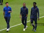 pemain-depan-inggris-jadon-sancho-pemain-depan-inggris-raheem-sterling-bukayo-saka.jpg