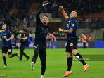 pemain-depan-inter-milan-asal-argentina-lautaro-martinez-kanan-dan-rekan-rekan-setimnya.jpg