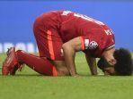 pemain-depan-liverpool-mesir-mohamed-salah-merayakan-mencetak-gol-kedua-timnya.jpg