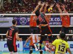 pemain-jakarta-stin-bin-farhan-halim-melepaskan-spike-keras.jpg